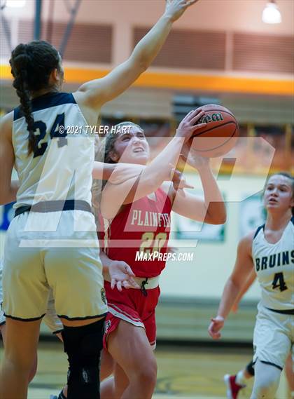 Thumbnail 1 in Plainfield vs. Tri-West Hendricks (Hendricks County Tournament) photogallery.