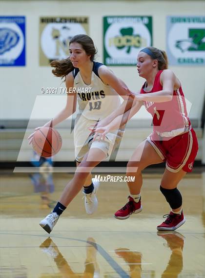 Thumbnail 3 in Plainfield vs. Tri-West Hendricks (Hendricks County Tournament) photogallery.