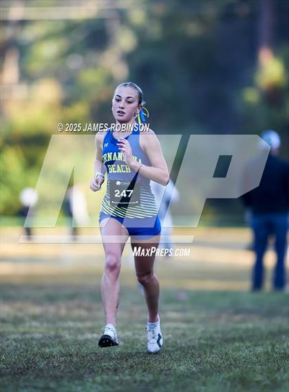 Thumbnail 3 in FHSAA 2A Region 1 Final photogallery.