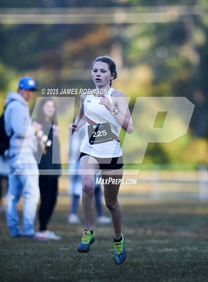 Thumbnail 2 in FHSAA 2A Region 1 Final photogallery.