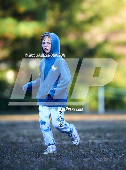 Thumbnail 3 in FHSAA 2A Region 1 Final photogallery.