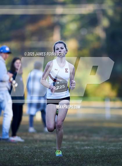 Thumbnail 1 in FHSAA 2A Region 1 Final photogallery.