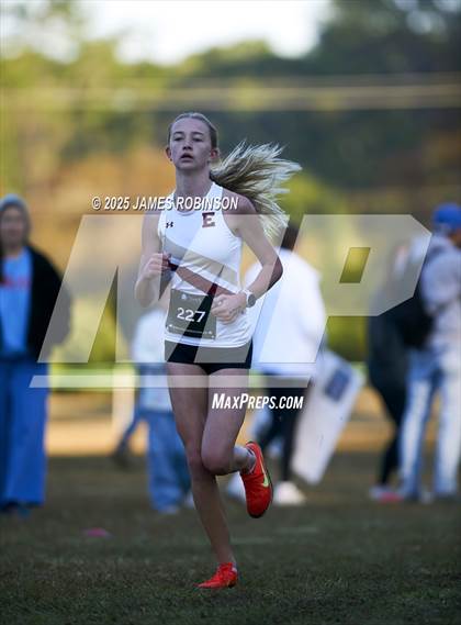 Thumbnail 1 in FHSAA 2A Region 1 Final photogallery.