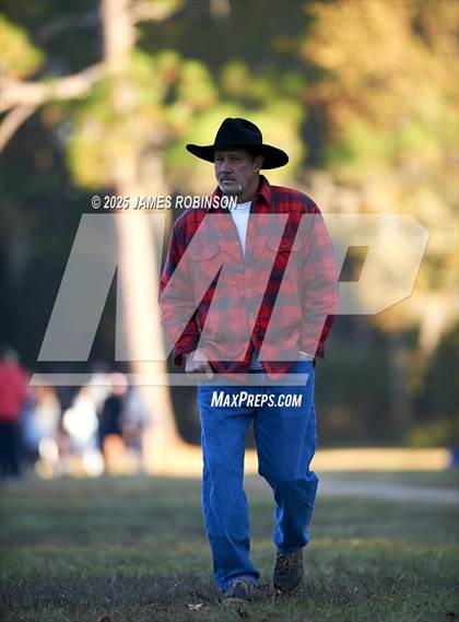 Thumbnail 2 in FHSAA 2A Region 1 Final photogallery.