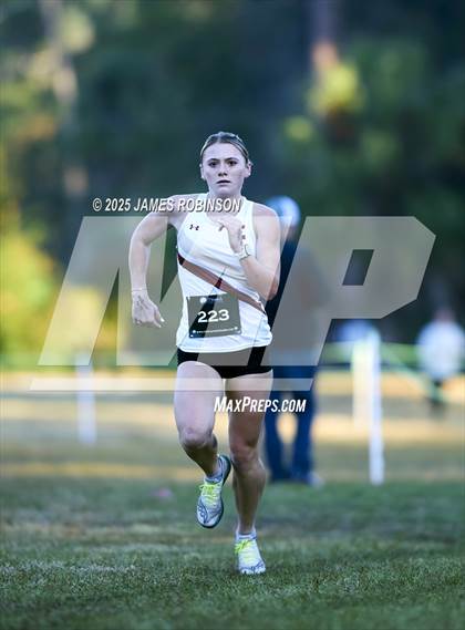 Thumbnail 3 in FHSAA 2A Region 1 Final photogallery.