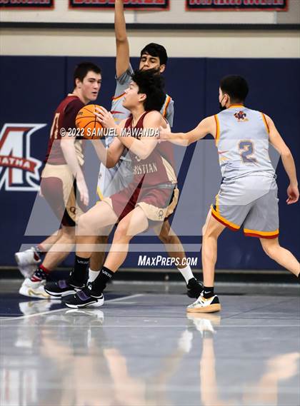 Thumbnail 2 in Cantwell-Sacred Heart of Mary vs Oaks Christian photogallery.