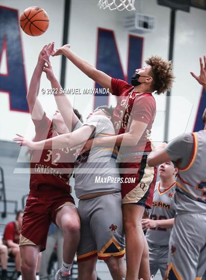 Thumbnail 3 in Cantwell-Sacred Heart of Mary vs Oaks Christian photogallery.