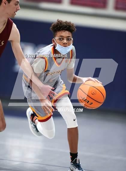 Thumbnail 3 in Cantwell-Sacred Heart of Mary vs Oaks Christian photogallery.