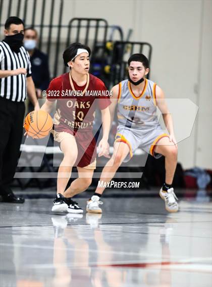 Thumbnail 3 in Cantwell-Sacred Heart of Mary vs Oaks Christian photogallery.