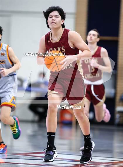 Thumbnail 3 in Cantwell-Sacred Heart of Mary vs Oaks Christian photogallery.
