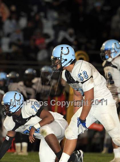 Thumbnail 3 in San Pedro vs. Carson (CIF LACS D1 Playoffs) photogallery.