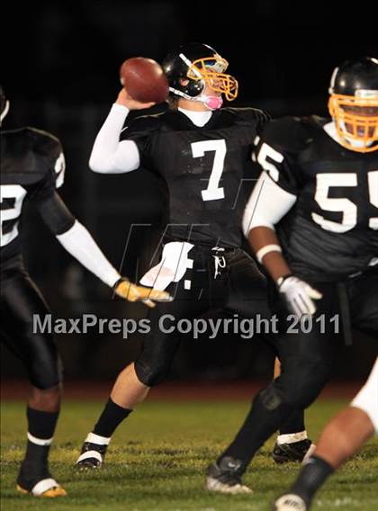 Thumbnail 3 in San Pedro vs. Carson (CIF LACS D1 Playoffs) photogallery.