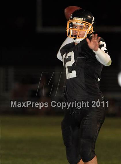 Thumbnail 3 in San Pedro vs. Carson (CIF LACS D1 Playoffs) photogallery.