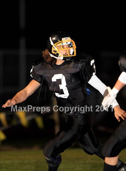 Thumbnail 2 in San Pedro vs. Carson (CIF LACS D1 Playoffs) photogallery.