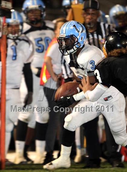 Thumbnail 1 in San Pedro vs. Carson (CIF LACS D1 Playoffs) photogallery.