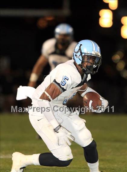 Thumbnail 2 in San Pedro vs. Carson (CIF LACS D1 Playoffs) photogallery.