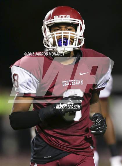 Thumbnail 1 in John Ehret vs. Destrehan (LHSAA 5A Quarterfinal Playoff) photogallery.
