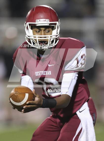 Thumbnail 3 in John Ehret vs. Destrehan (LHSAA 5A Quarterfinal Playoff) photogallery.