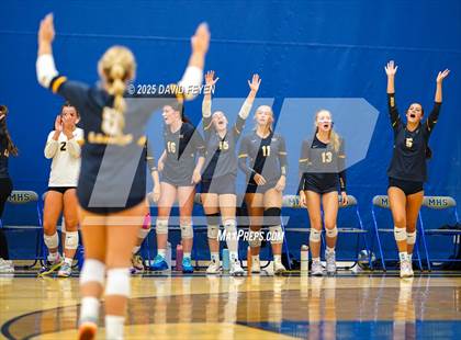 Thumbnail 2 in Kettle Moraine @ Mukwonago photogallery.
