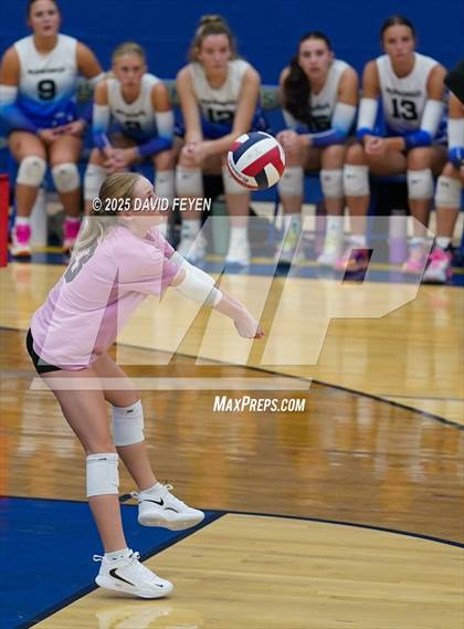 Thumbnail 1 in Kettle Moraine @ Mukwonago photogallery.