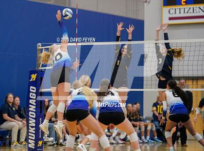 Thumbnail 3 in Kettle Moraine @ Mukwonago photogallery.