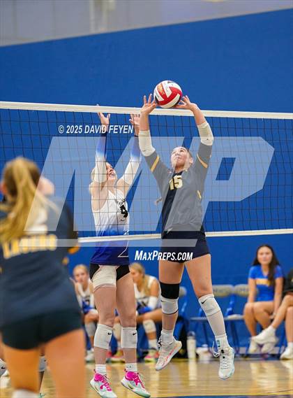 Thumbnail 1 in Kettle Moraine @ Mukwonago photogallery.