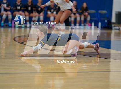 Thumbnail 3 in Kettle Moraine @ Mukwonago photogallery.