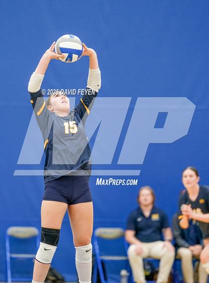 Thumbnail 2 in Kettle Moraine @ Mukwonago photogallery.