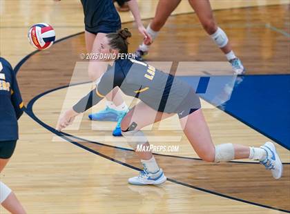 Thumbnail 3 in Kettle Moraine @ Mukwonago photogallery.