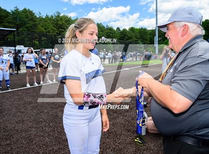 Thumbnail 2 in Salem vs. Deposit-Hancock (NYSPHSAA D Final) photogallery.