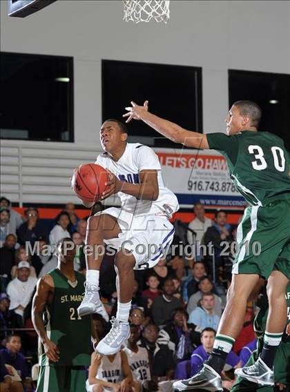 Thumbnail 3 in St. Mary's vs. Sacramento (CIF SJS D3 Playoffs) photogallery.