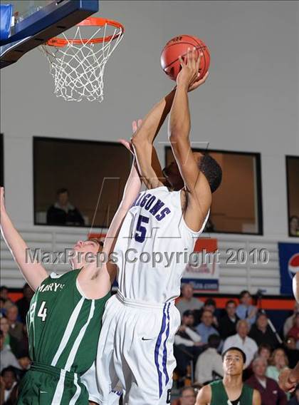 Thumbnail 3 in St. Mary's vs. Sacramento (CIF SJS D3 Playoffs) photogallery.