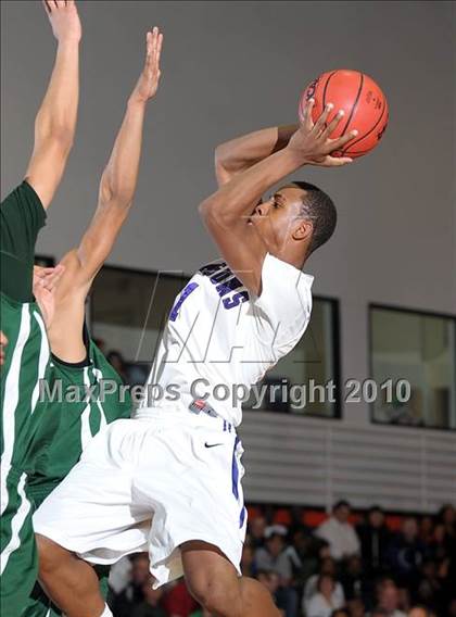 Thumbnail 1 in St. Mary's vs. Sacramento (CIF SJS D3 Playoffs) photogallery.