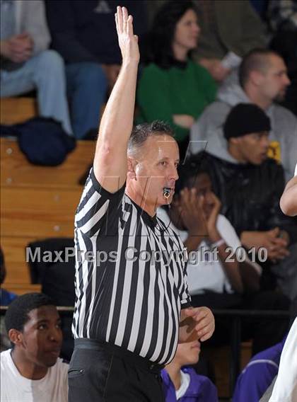 Thumbnail 2 in St. Mary's vs. Sacramento (CIF SJS D3 Playoffs) photogallery.