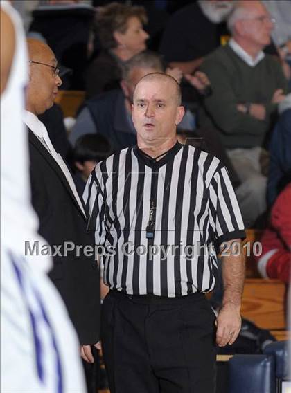 Thumbnail 2 in St. Mary's vs. Sacramento (CIF SJS D3 Playoffs) photogallery.