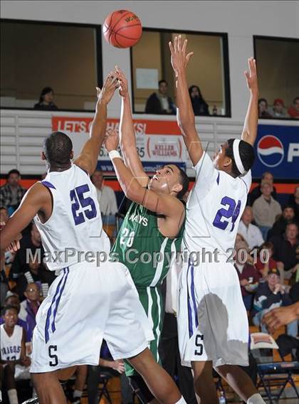 Thumbnail 2 in St. Mary's vs. Sacramento (CIF SJS D3 Playoffs) photogallery.