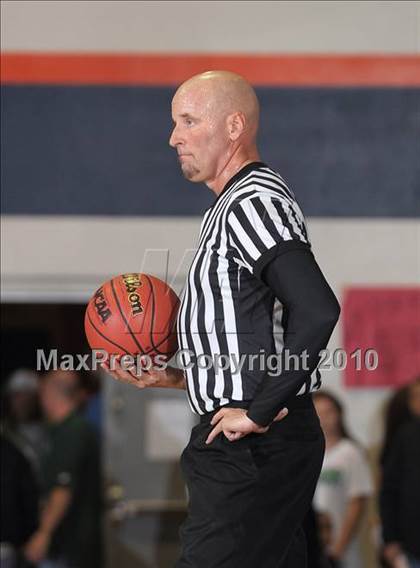 Thumbnail 3 in St. Mary's vs. Sacramento (CIF SJS D3 Playoffs) photogallery.