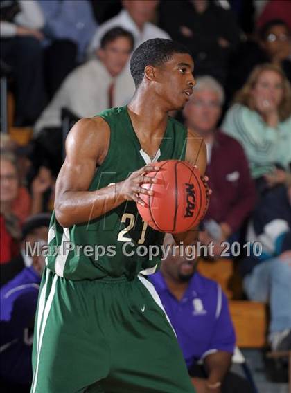 Thumbnail 2 in St. Mary's vs. Sacramento (CIF SJS D3 Playoffs) photogallery.