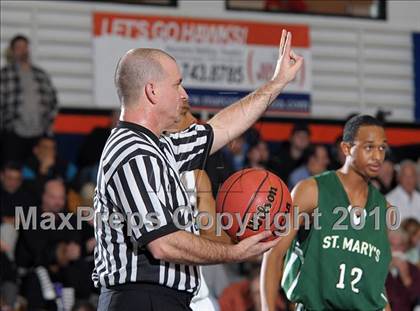 Thumbnail 3 in St. Mary's vs. Sacramento (CIF SJS D3 Playoffs) photogallery.