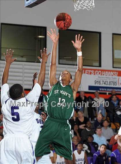 Thumbnail 3 in St. Mary's vs. Sacramento (CIF SJS D3 Playoffs) photogallery.