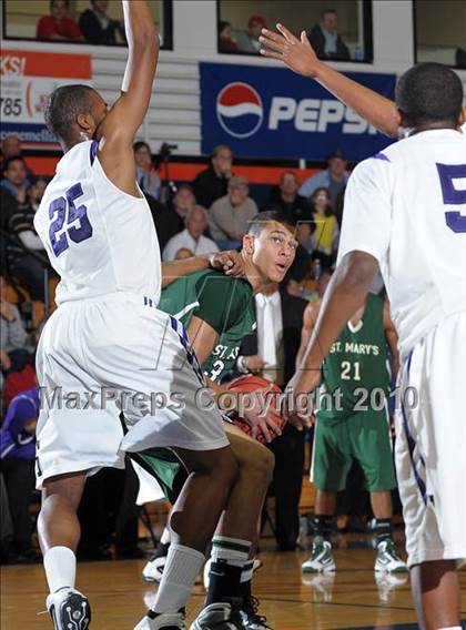 Thumbnail 2 in St. Mary's vs. Sacramento (CIF SJS D3 Playoffs) photogallery.