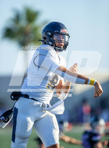 Thumbnail 3 in Millikan @ Carlsbad photogallery.