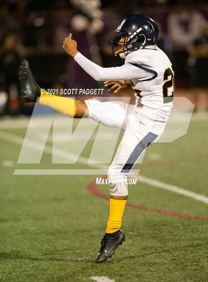 Thumbnail 3 in Millikan @ Carlsbad photogallery.