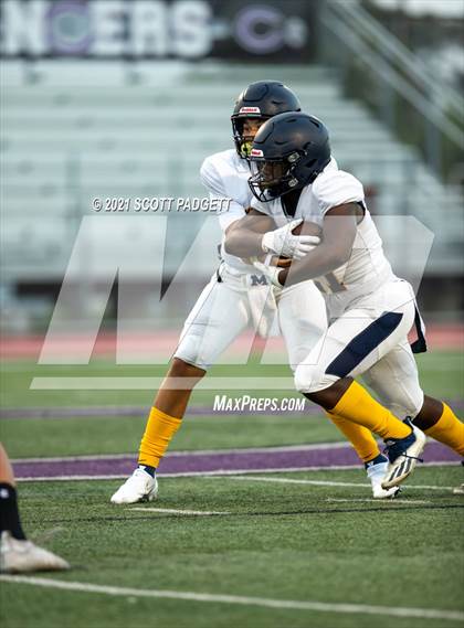 Thumbnail 2 in Millikan @ Carlsbad photogallery.