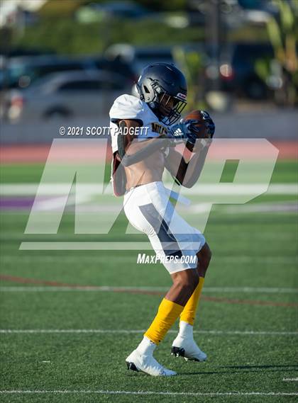 Thumbnail 3 in Millikan @ Carlsbad photogallery.