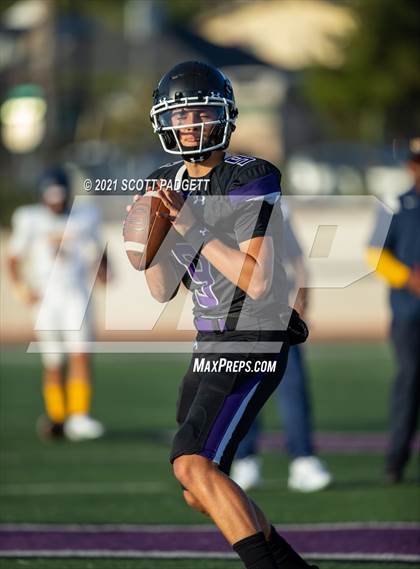 Thumbnail 3 in Millikan @ Carlsbad photogallery.