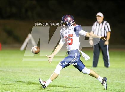 Thumbnail 3 in Great Oak @ Serrano photogallery.