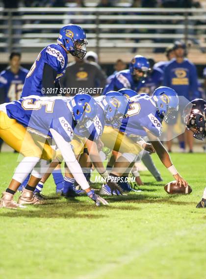 Thumbnail 1 in Great Oak @ Serrano photogallery.