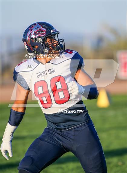 Thumbnail 3 in Great Oak @ Serrano photogallery.