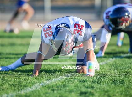 Thumbnail 3 in Great Oak @ Serrano photogallery.